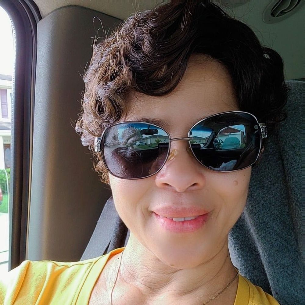 Meet your Posher, Charlet